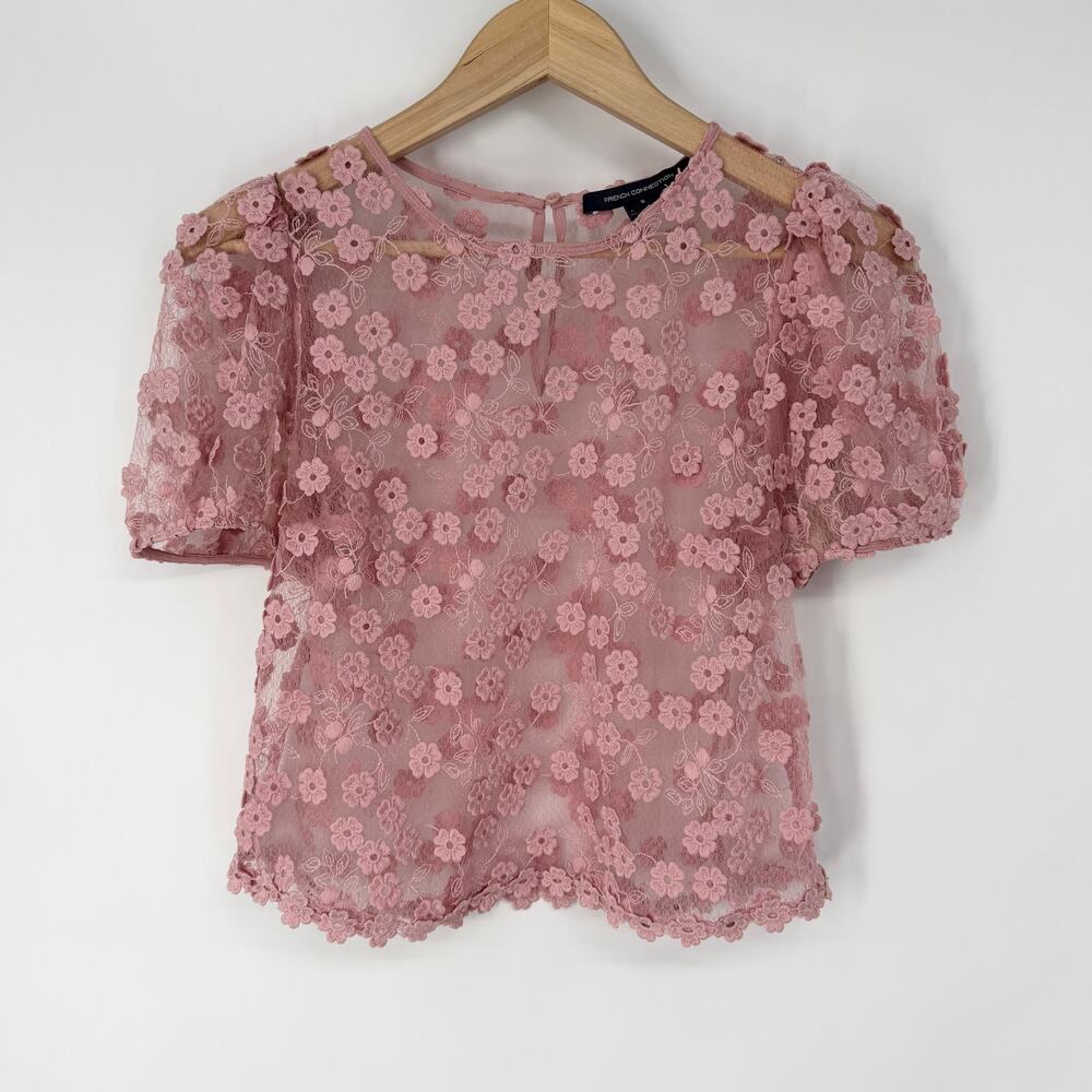 French Connection Embroidered Floral Floral 3D Lace Blouse Short Puff Sleeve Top